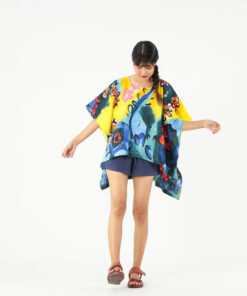 Alternative view of (Pre-order)Abtract Poncho Blouse Linen Free Size